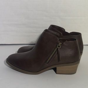 Women’s Wide Width Brown Ankle Boots